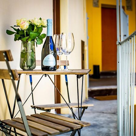 The Goose House Apartment Como Bagian luar foto