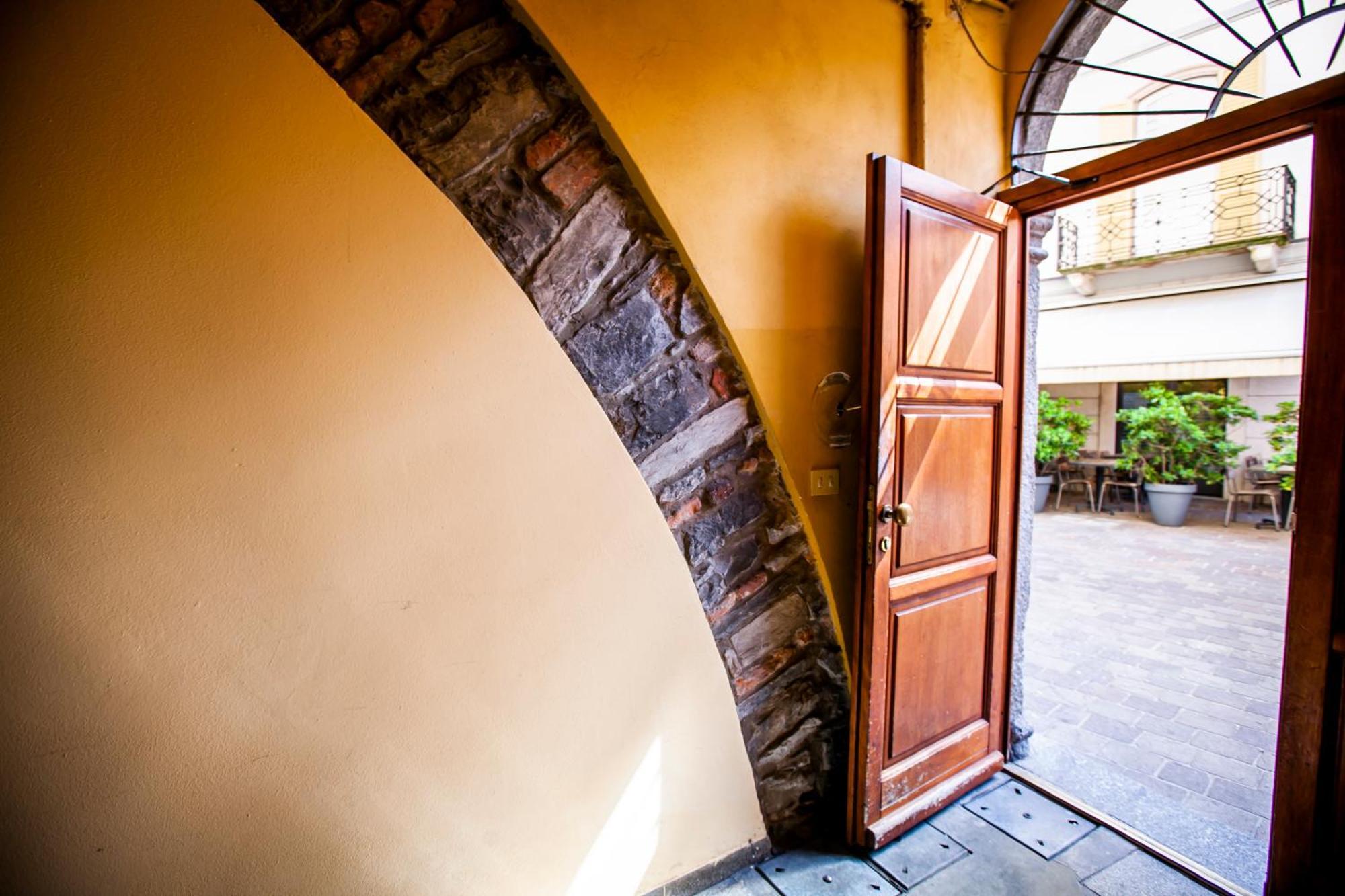 The Goose House Apartment Como Bagian luar foto